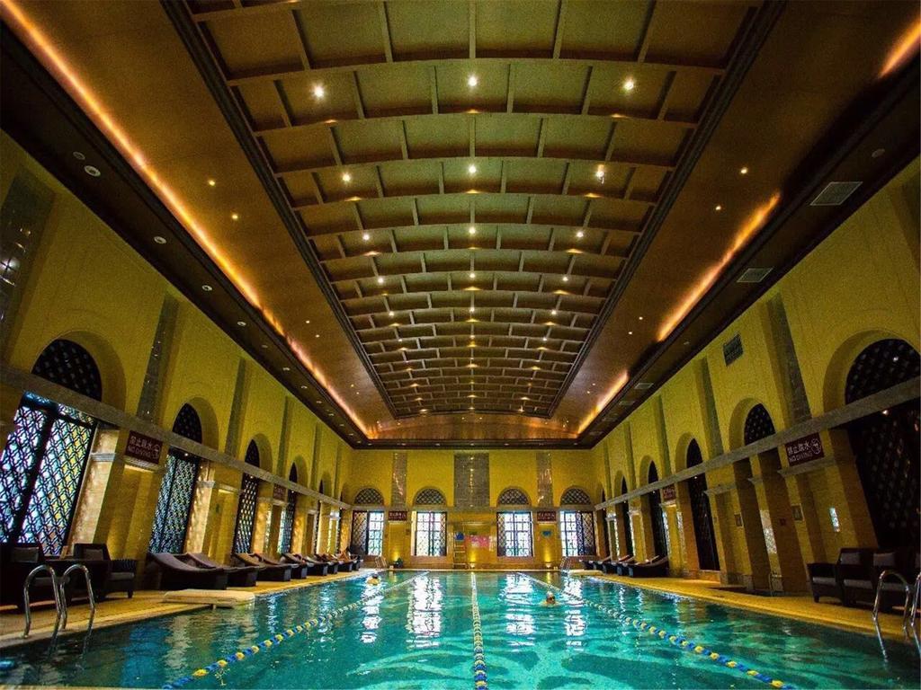 Luxury Blue Horizon Hotel Dongying Exteriör bild