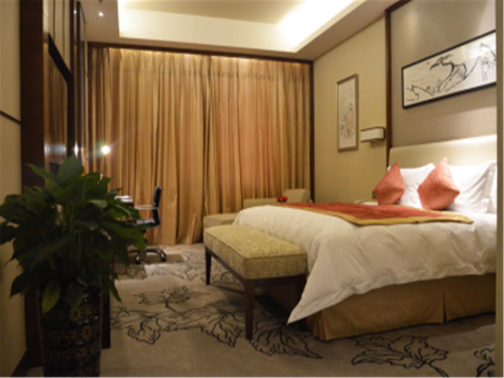 Luxury Blue Horizon Hotel Dongying Exteriör bild